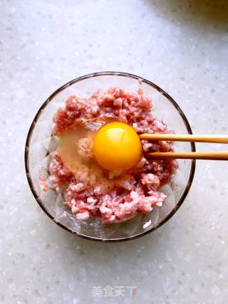 【湖南】过桥豆腐的做法步骤：1
