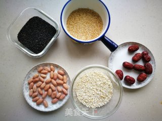 【湖南】黑芝麻糊的做法步骤：1