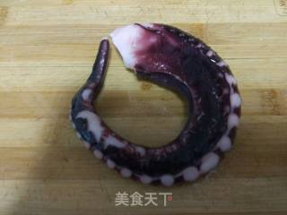 【天津】蒜子八带鱼的做法步骤：1