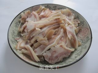 【四川】姜汁耳片的做法步骤：3