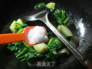 【宁波】菠菜土豆的做法步骤：5