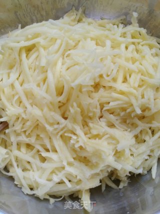 【山东】肉丁土豆饼的做法步骤：3