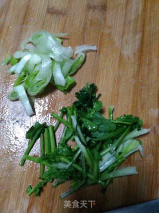 【山东】清炒白玉菇的做法步骤：2