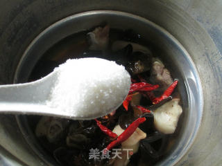 【宁波】黑木耳焖猪蹄的做法步骤：8