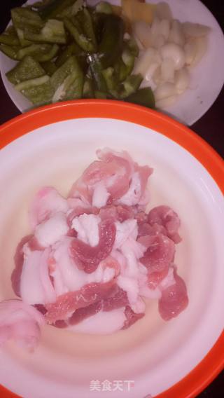 【贵州】家常小炒肉的做法步骤：2