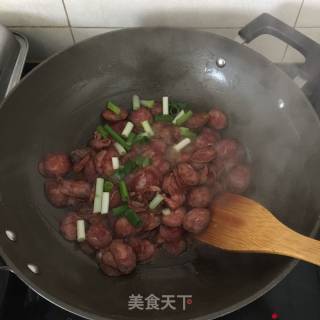 【河南】腊肠焖饭(微波炉版)的做法步骤：7