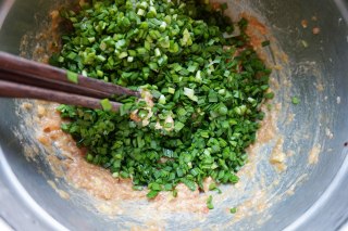 【天津】冰花生煎饺的做法步骤：5
