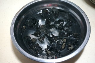 【北京】凉拌素什锦的做法步骤：1