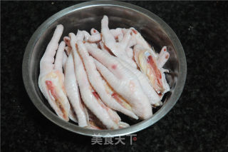 【湖南】豉汁蒸凤爪的做法步骤：3