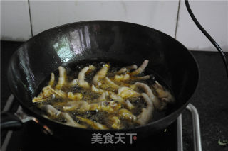 【湖南】豉汁蒸凤爪的做法步骤：5