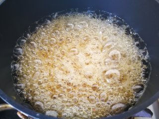 【烟台】熬糖版蔓越莓牛轧糖的做法步骤：6