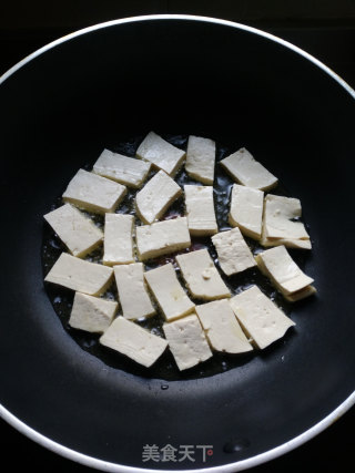 【山东】茄汁煎豆腐的做法步骤：2