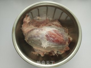 【内蒙古】五香酱牛肉的做法步骤：4