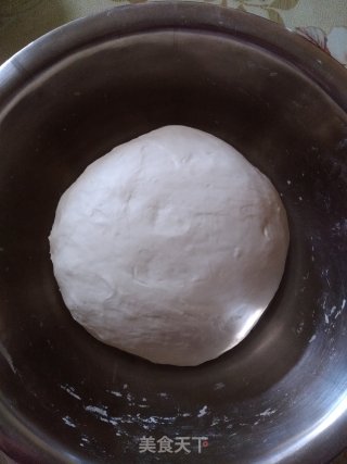 【山东】荠菜猪肉水饺的做法步骤：1