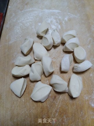 【山东】荠菜猪肉水饺的做法步骤：7