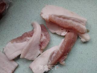 炖豆角的做法步骤：1