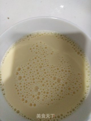 牛奶蒸蛋的做法步骤：4
