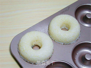 巧做小鸡米饭团的做法步骤：4