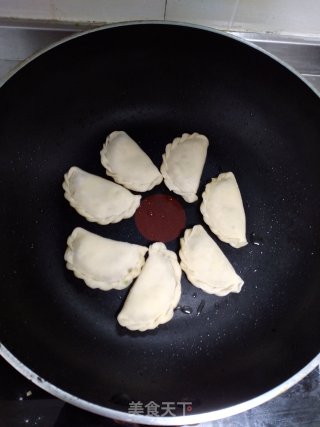 【山东】卷心菜酥饺的做法步骤：9