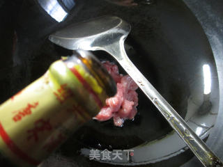 【宁波】韭菜里脊肉炒鸡蛋干的做法步骤：3
