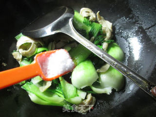 【宁波】海鲜酱面筋青菜的做法步骤：6