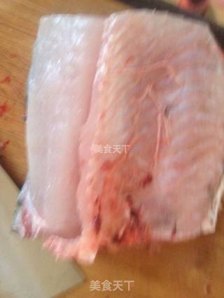 鱼肉蛋卷的做法步骤：1