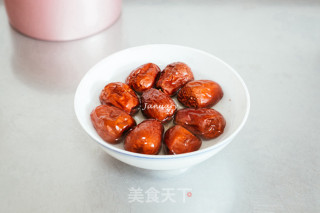 【上海】红枣红糖戚风蛋糕的做法步骤：1