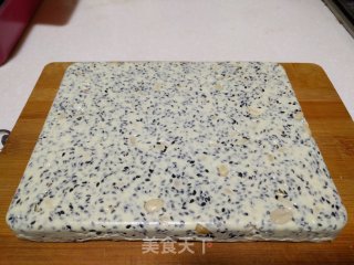 【天津】花生黑芝麻牛轧糖的做法步骤：13
