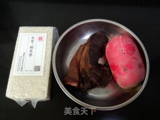 萝卜酱肉饭的做法步骤：1