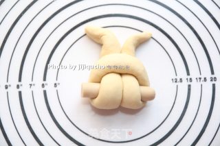 兔子热狗面包的做法步骤：13