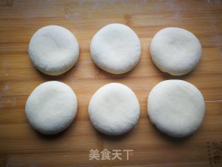 【烟台】猪肉洋葱馅饼的做法步骤：12