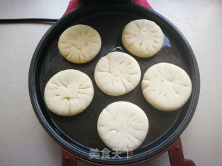 【烟台】猪肉洋葱馅饼的做法步骤：14