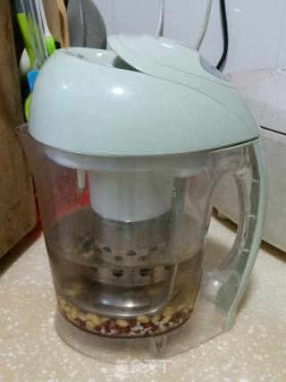 薏米红豆豆浆的做法步骤：3