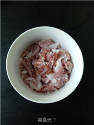 【四川】香辣羊肉的做法步骤：3
