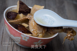 过年吉祥汤品：椰子鸡汤（内附开椰子全视频攻略）的做法步骤：4