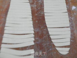 【开封】清爽抻面的做法步骤：2