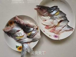 清蒸巴沙鱼的做法步骤：4