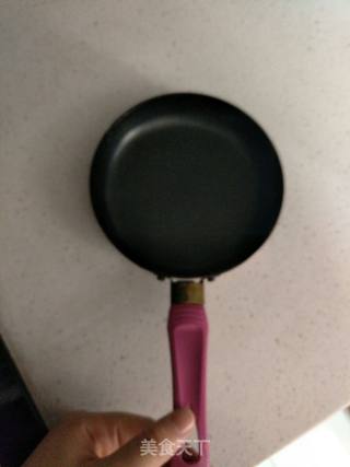 抹茶蔓越莓千层蛋糕的做法步骤：1