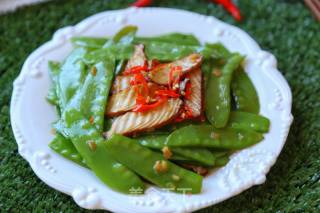 【天津】蒜蓉荷兰豆的做法步骤：8