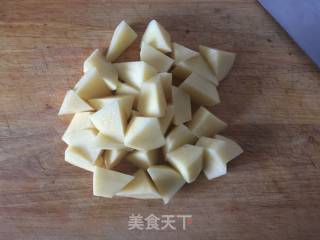 【东北】风味土豆的做法步骤：1