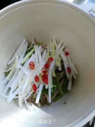 【山东】拌咸菜丝的做法步骤：3