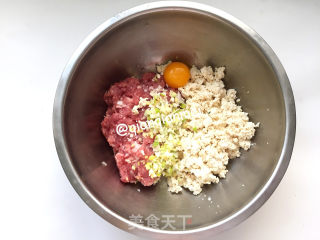 【山东】多福肉饼的做法步骤：1