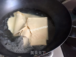 【山东】美味蒸豆皮的做法步骤：1