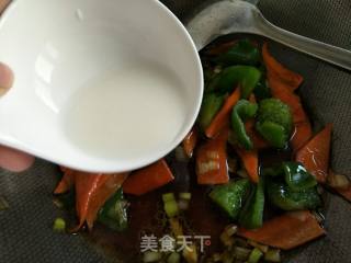 【辽宁】肉段烧茄子的做法步骤：12