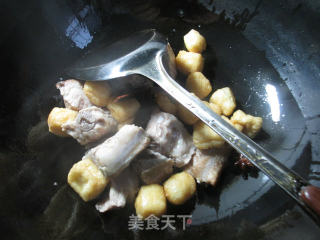 【宁波】小油豆腐烧排骨的做法步骤：3