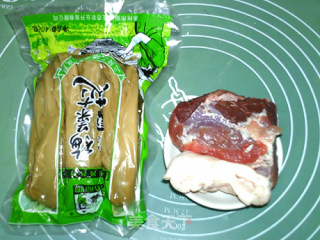 【四川】梅菜肉馅的做法步骤：1