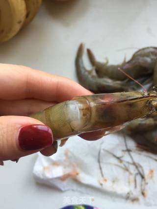 超式红焖大虾的做法步骤：1