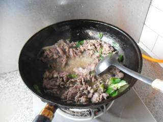 【东北】葱爆羊肉的做法步骤：8