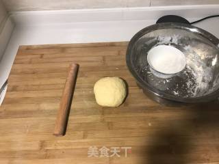 鸡蛋手擀面的做法步骤：1