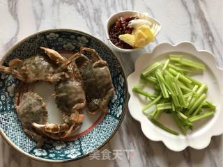 【山东】香辣蟹的做法步骤：1
